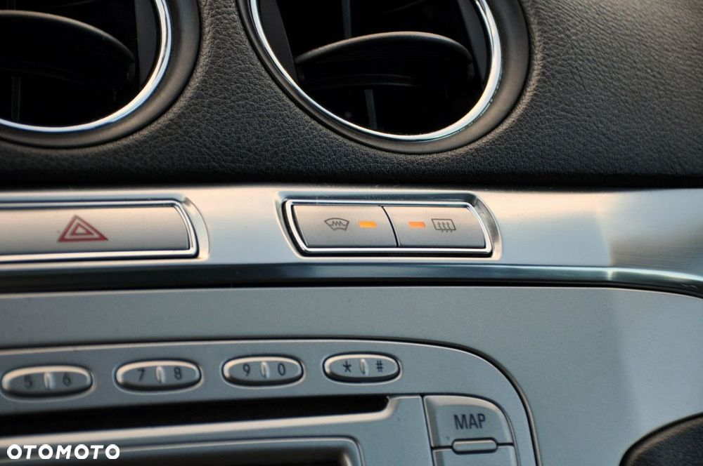 Ford S-Max - 32
