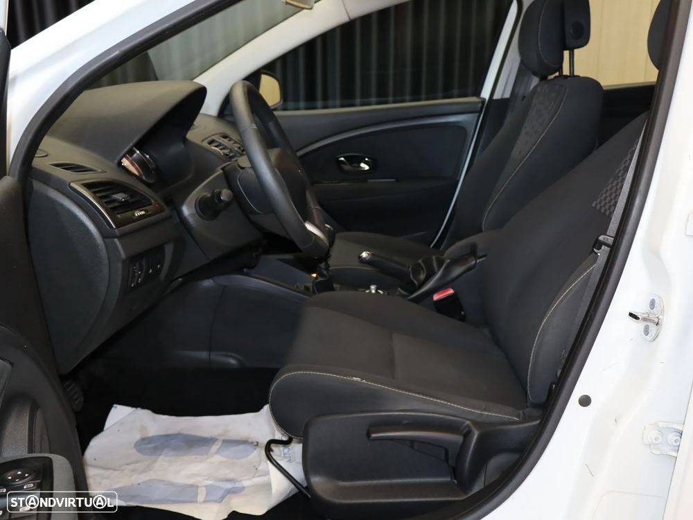 Renault Mégane Sport Tourer ENERGY dCi 110 Start & Stopp Expression - 18