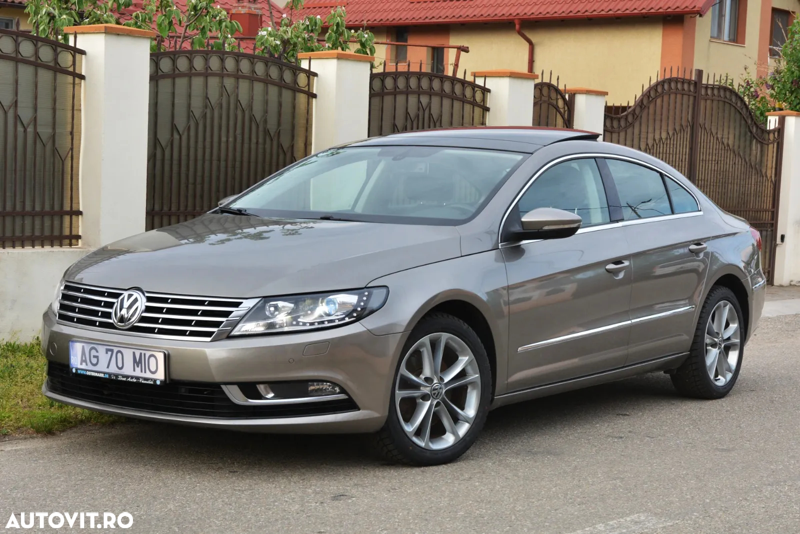 Volkswagen Passat CC 2.0 TDI 4Motion BlueMotion Technology - 2