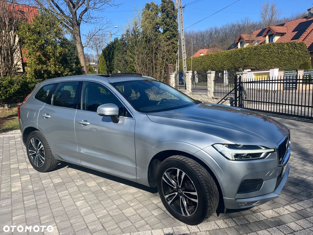 Volvo XC 60 D4 Momentum Pro - 1