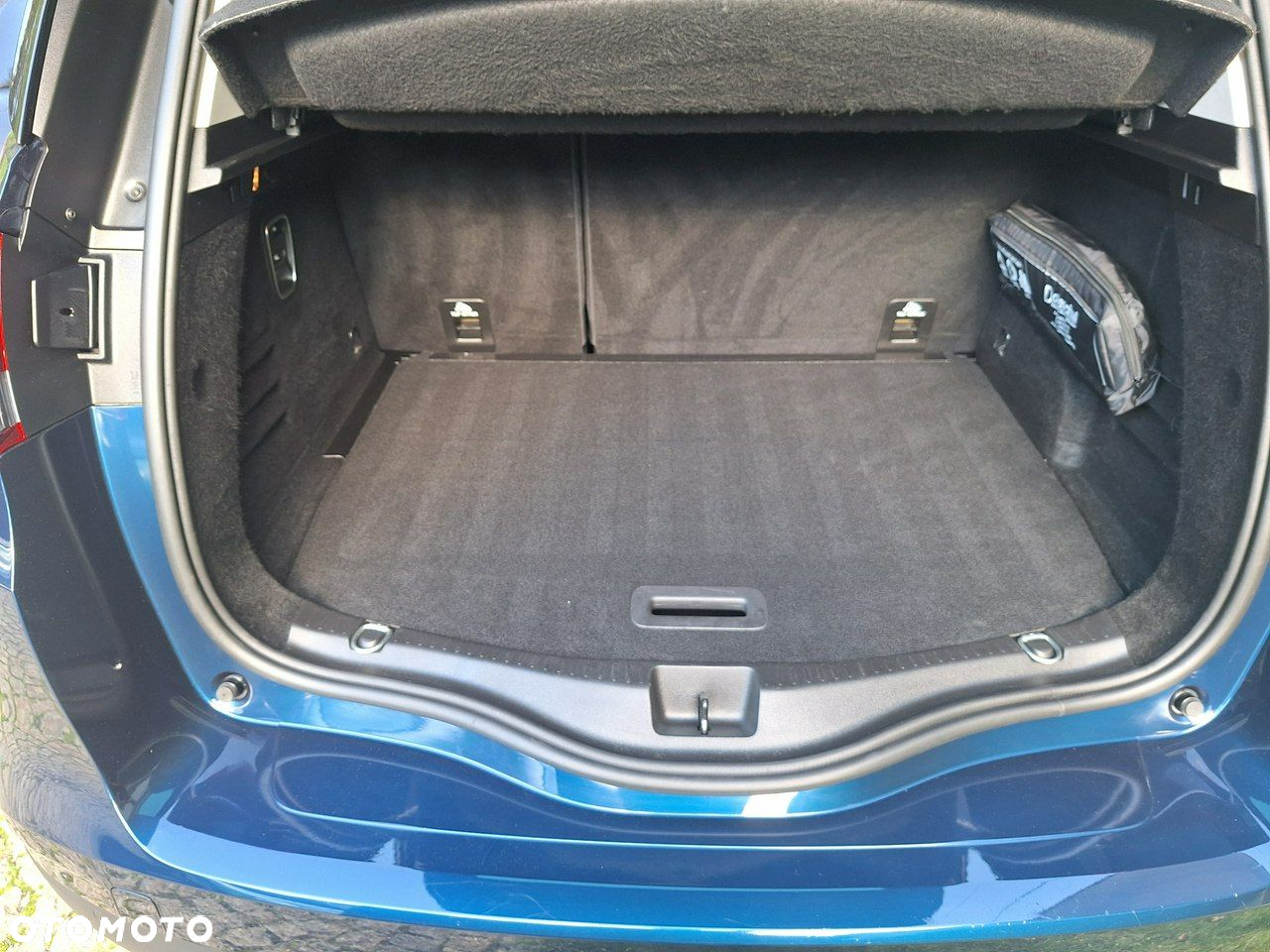 Renault Scenic ENERGY TCe 130 BOSE EDITION - 24