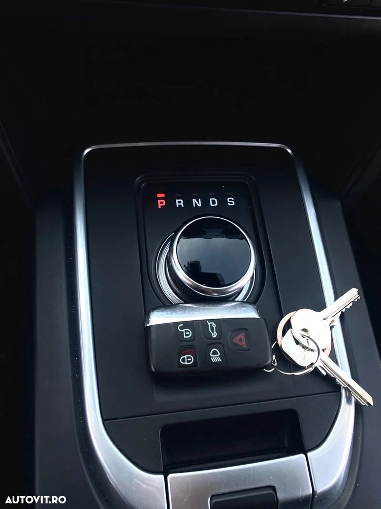 Land Rover Discovery Sport - 38