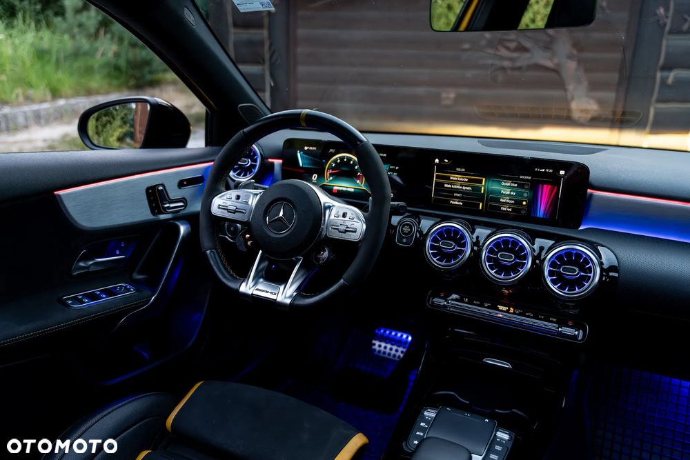 Mercedes-Benz Klasa A 45 S AMG 4-Matic 8G-DCT - 36