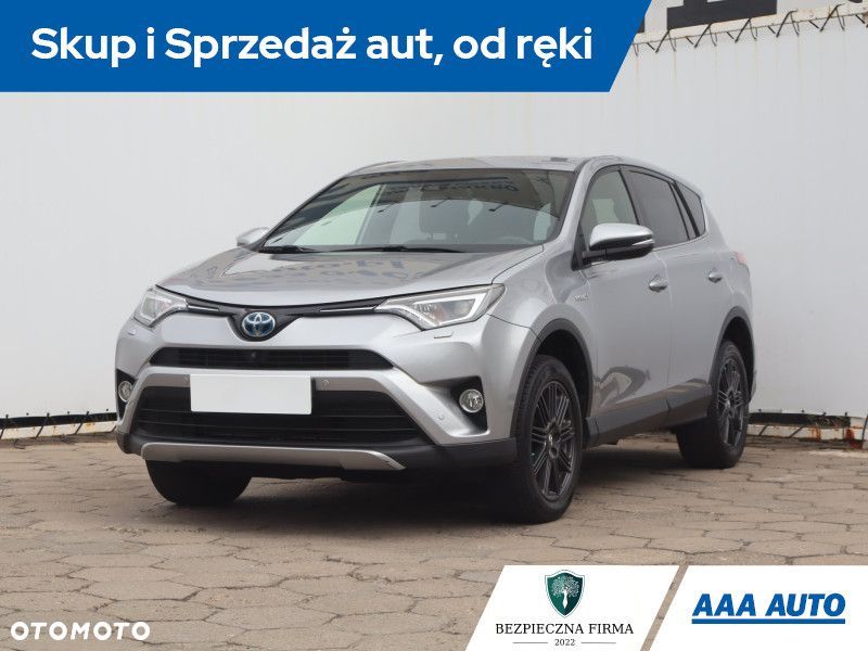 Toyota RAV4 - 3