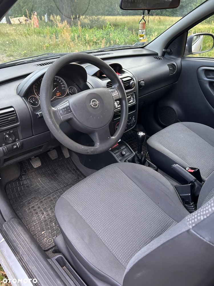 Opel Corsa 1.0 12V Base / Start - 3