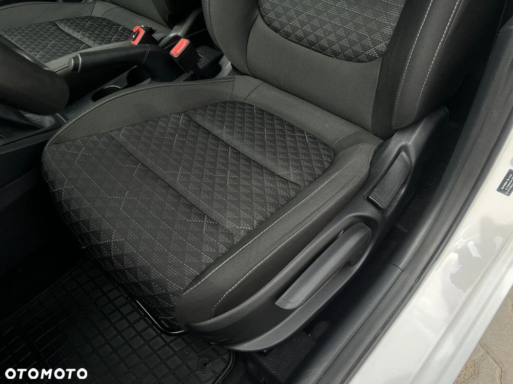 Kia Rio 1.0 T-GDI M - 12