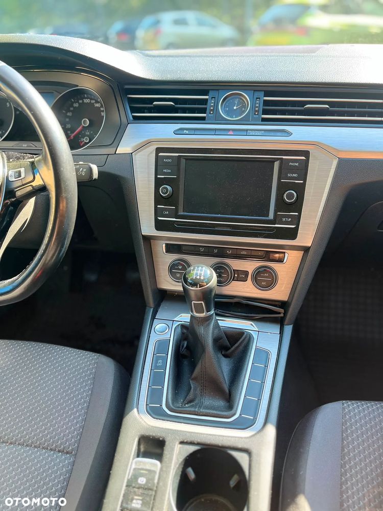 Volkswagen Passat 1.5 TSI EVO Comfortline - 11