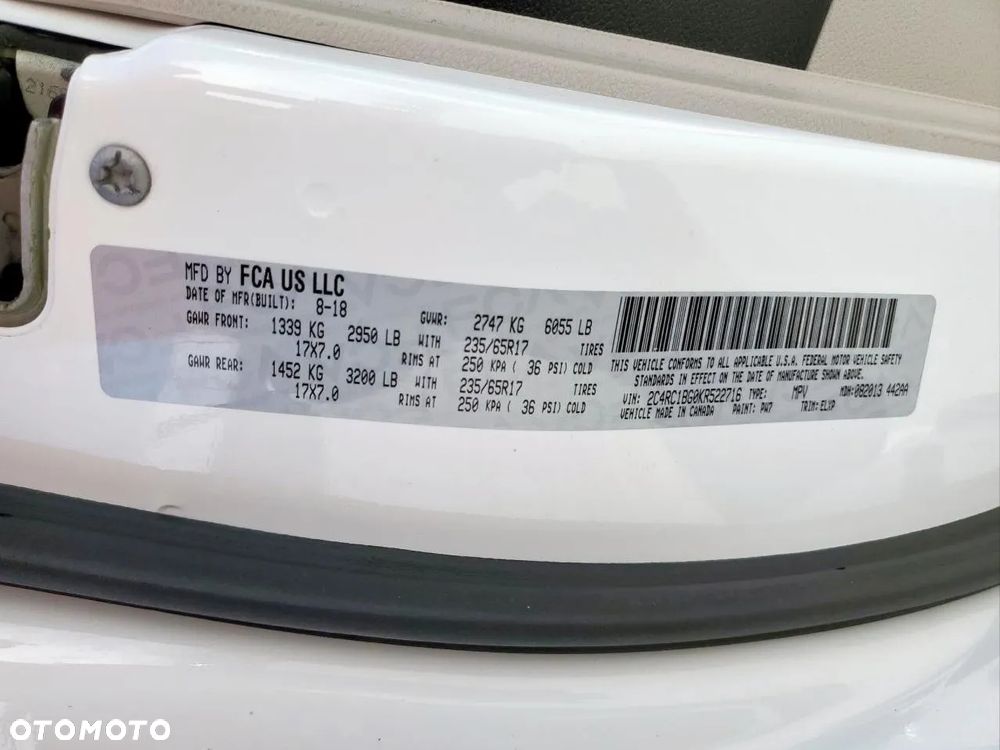 Chrysler Pacifica - 13