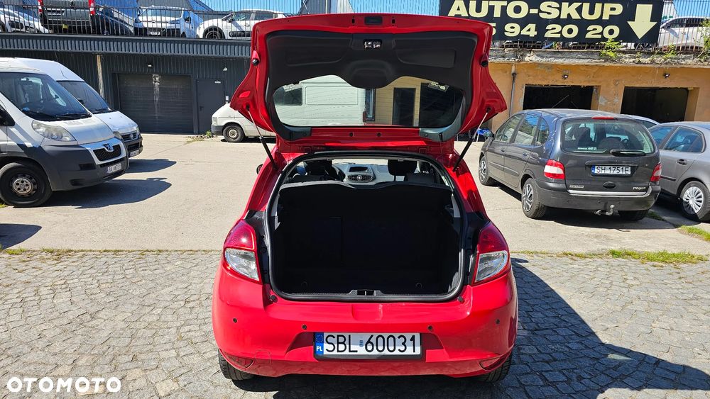 Renault Clio 1.2 16V Bioetanol Alize - 12