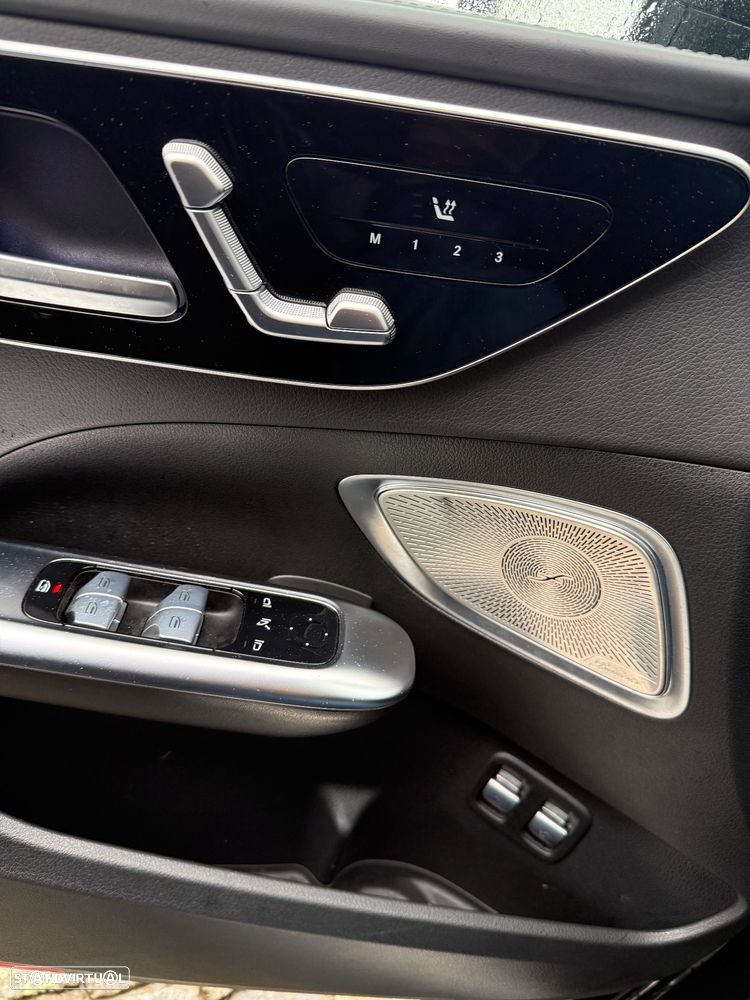 Mercedes-Benz C 300 e AMG Line - 10