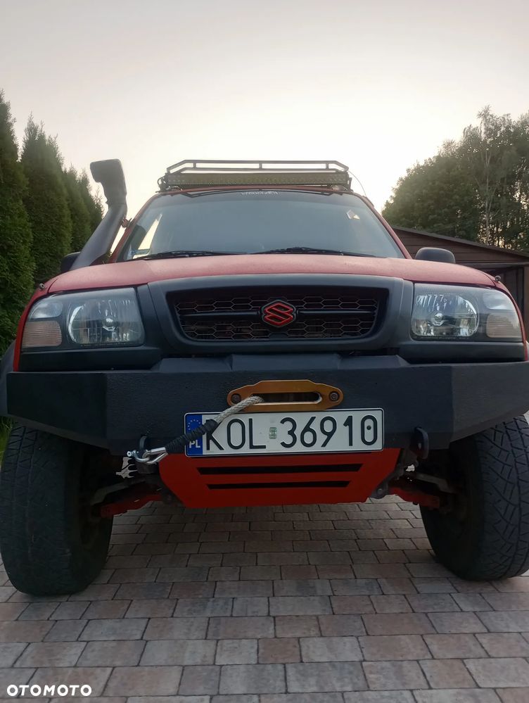 Suzuki Grand Vitara 2.5 V6 - 4