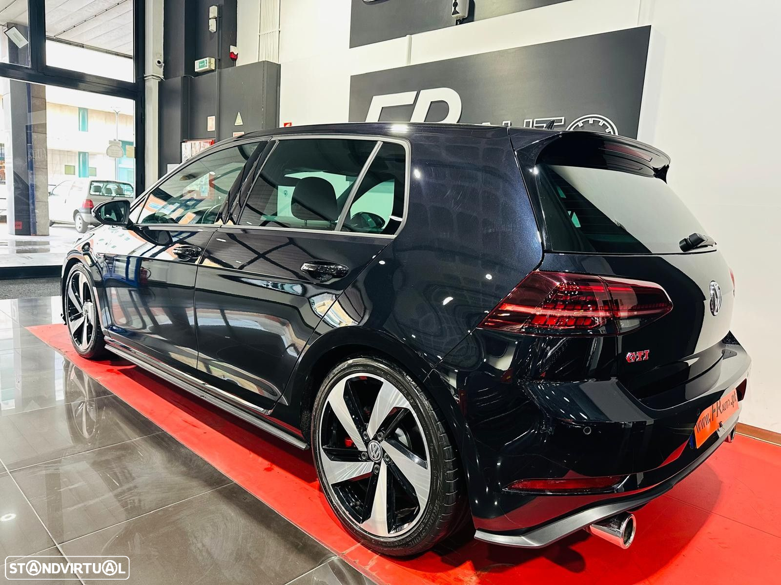 VW Golf 2.0 TSI GTI DSG - 14