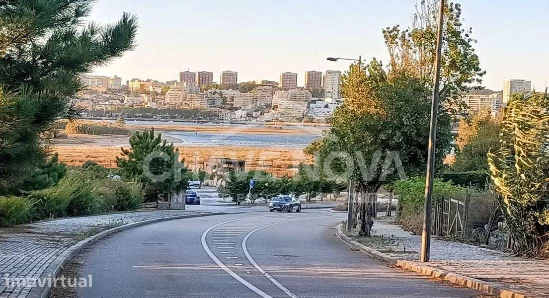 T1+1 novo próximo da Marina da Afurada e da praia de Lavadores - Grande imagem: 5/13