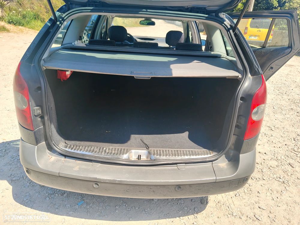 Renault Laguna Break 1.9 dCi Confort - 3