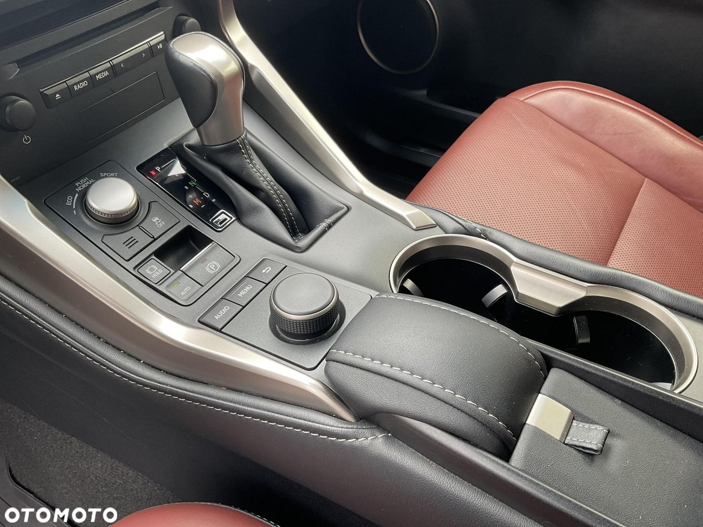 Lexus NX 200t Comfort AWD - 27