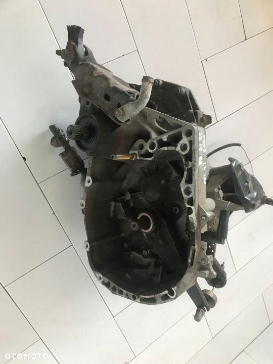SKRZYNIA BIEGÓW RENAULT MEGANE I 1,4 16V JB1946