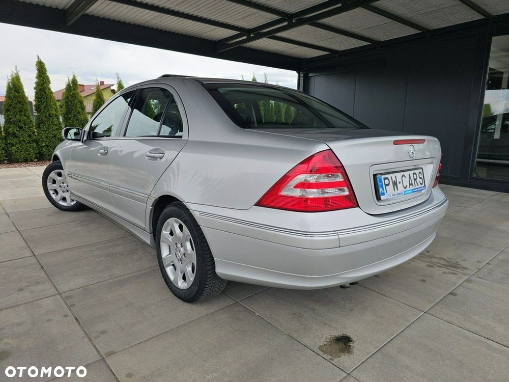 Mercedes-Benz Klasa C 200 Kompressor Automatik Elegance - 4