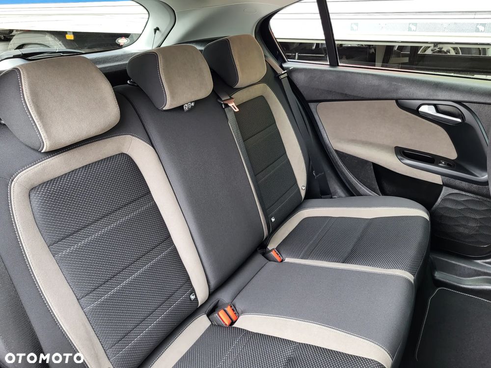 Fiat Tipo 1.4 T-Jet Lounge - 29