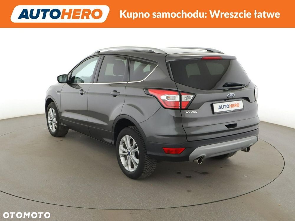 Ford Kuga 1.5 EcoBoost 2x4 Titanium - 4