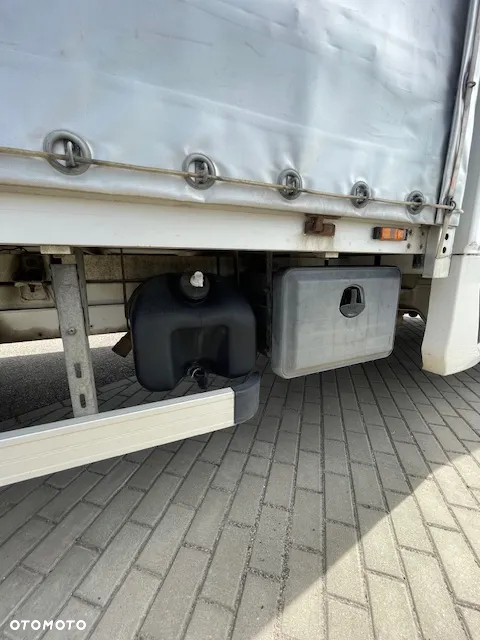 Volkswagen Crafter - 11