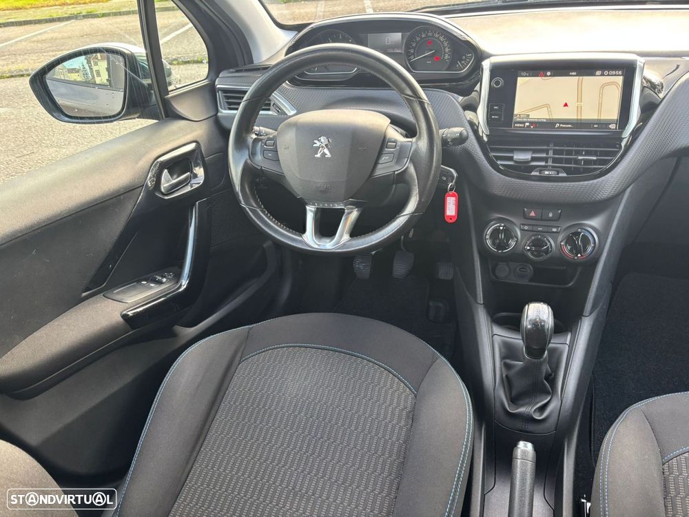 Peugeot 208 1.5 BlueHDi Signature - 29