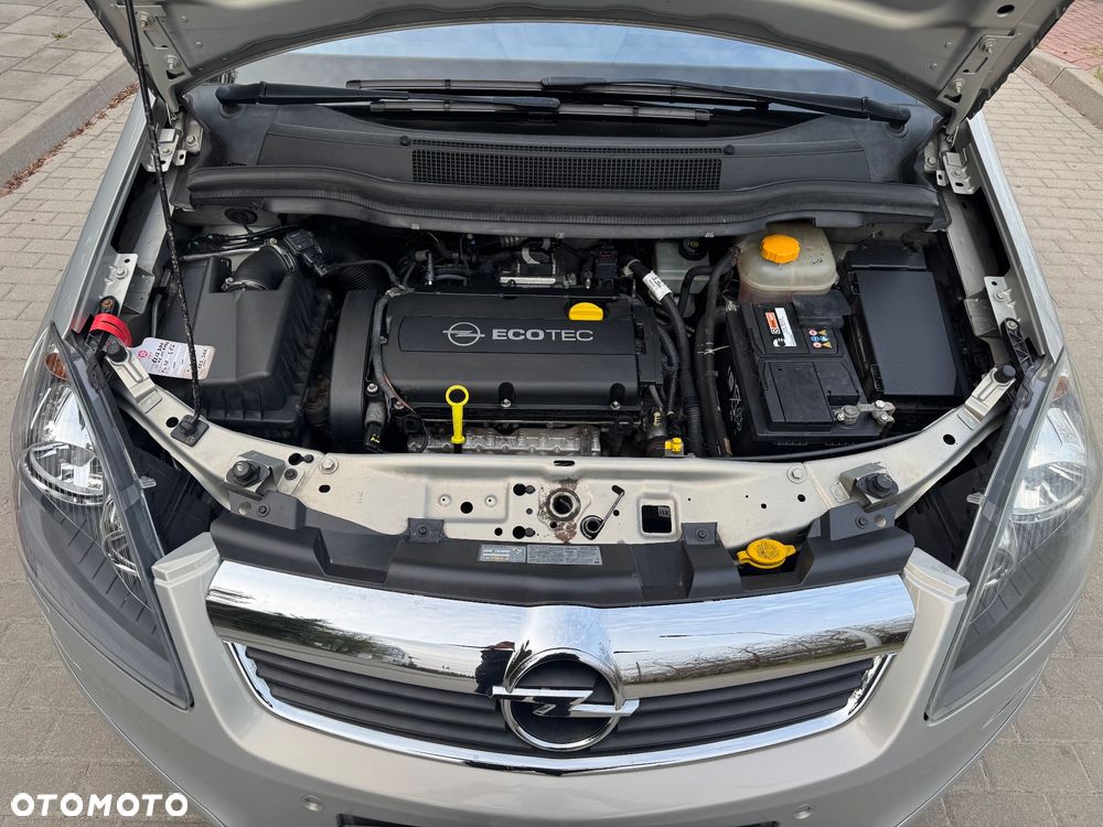 Opel Zafira 1.8 Elegance - 26