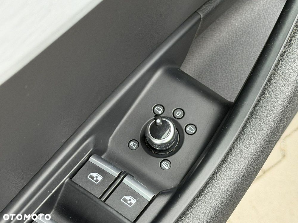 Audi A4 Avant 35 TDI S tronic sport - 16