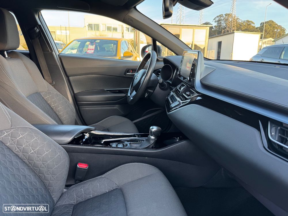 Toyota C-HR 1.8 Hybrid Square Collection - 7