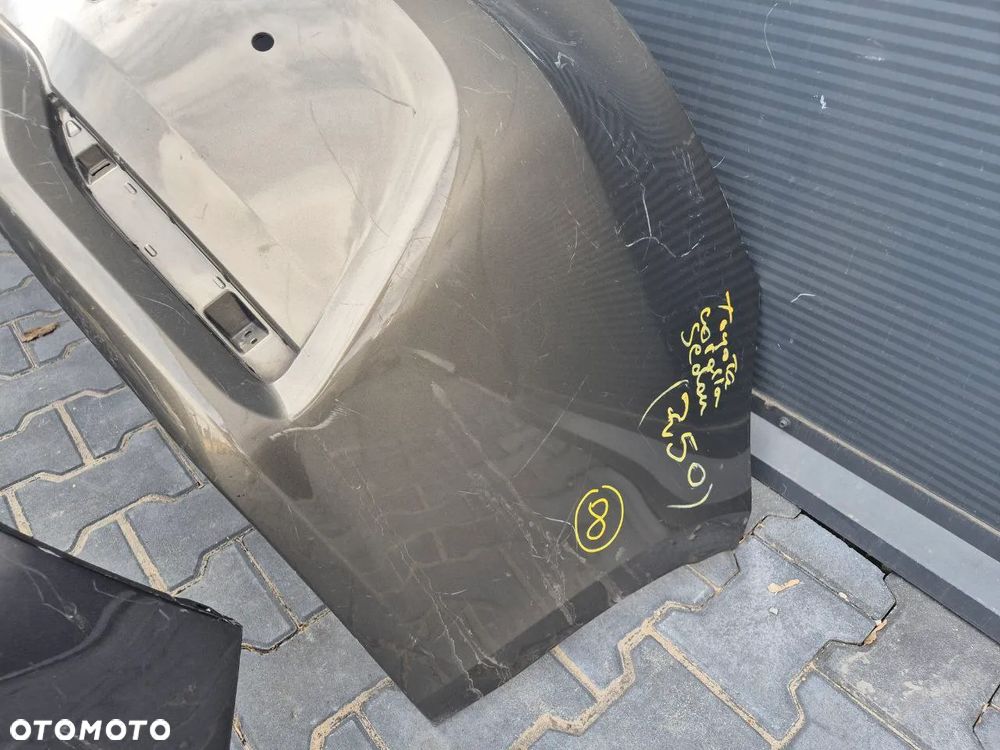 TOYOTA COROLLA E21 SEDAN ZDERZAK TYLNY (dostępne 6 zderzaków) - 4