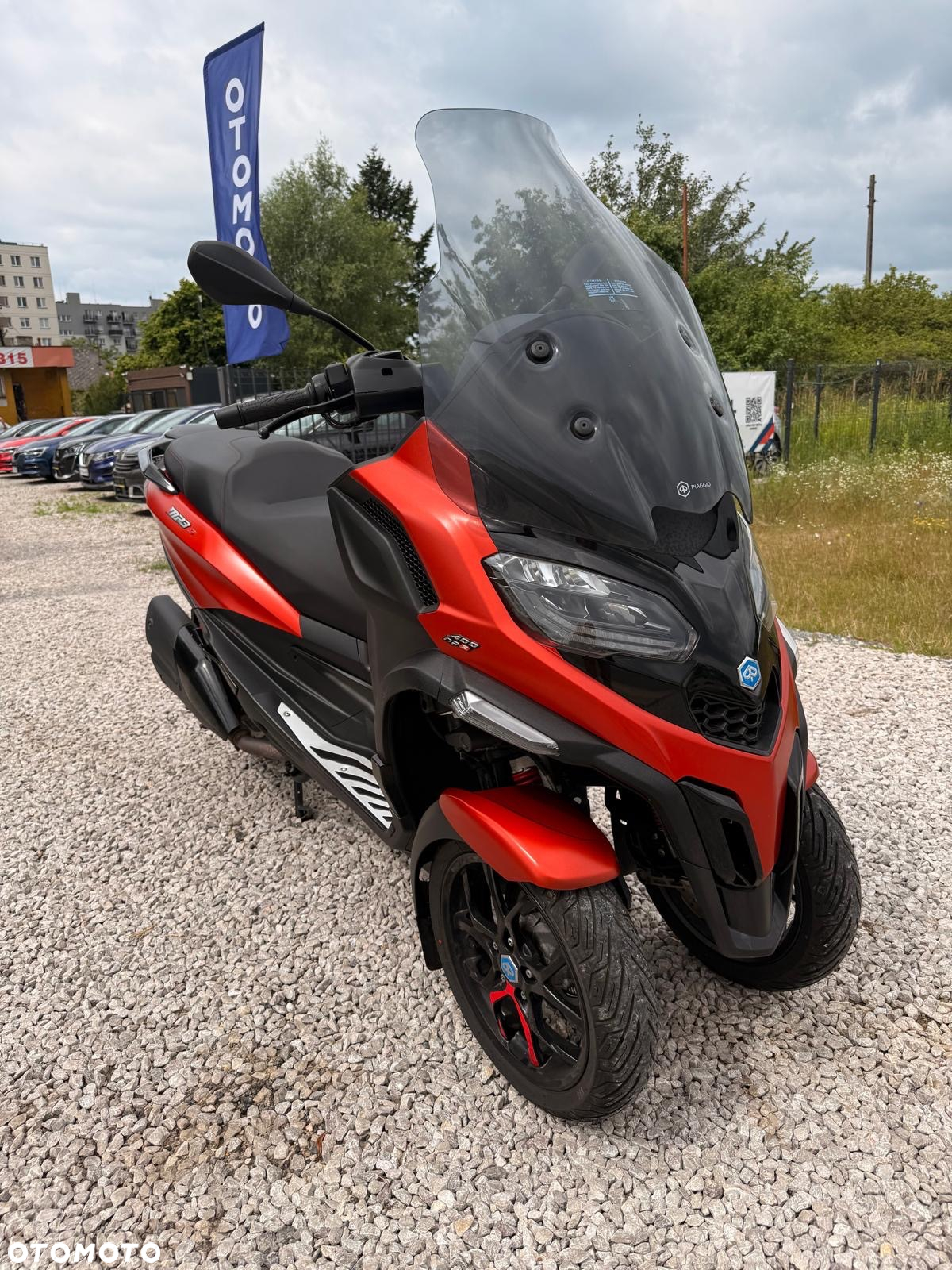 Piaggio MP-3 - 4