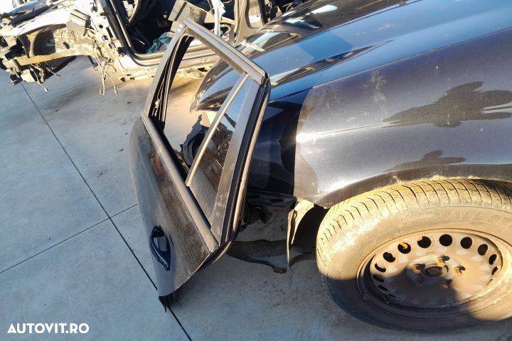Usa / Portiera spate stanga COMBI COMBI Volkswagen VW Golf 5 [2003 - - 3