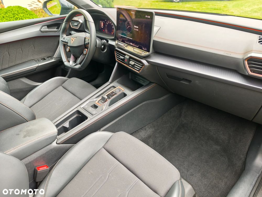 Cupra Leon 1.5 eTSI DSG - 12