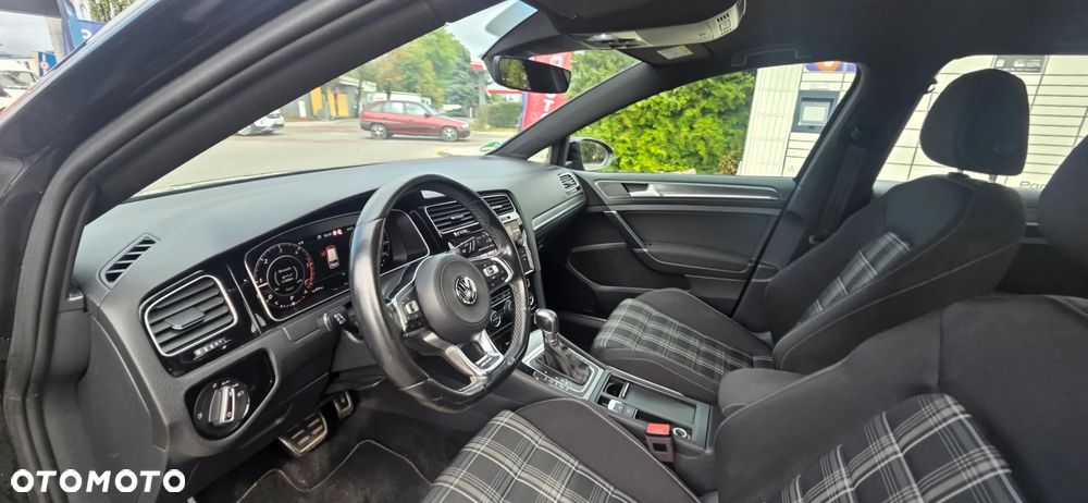 Volkswagen Golf GTD (BlueMotion Technology) DSG - 33