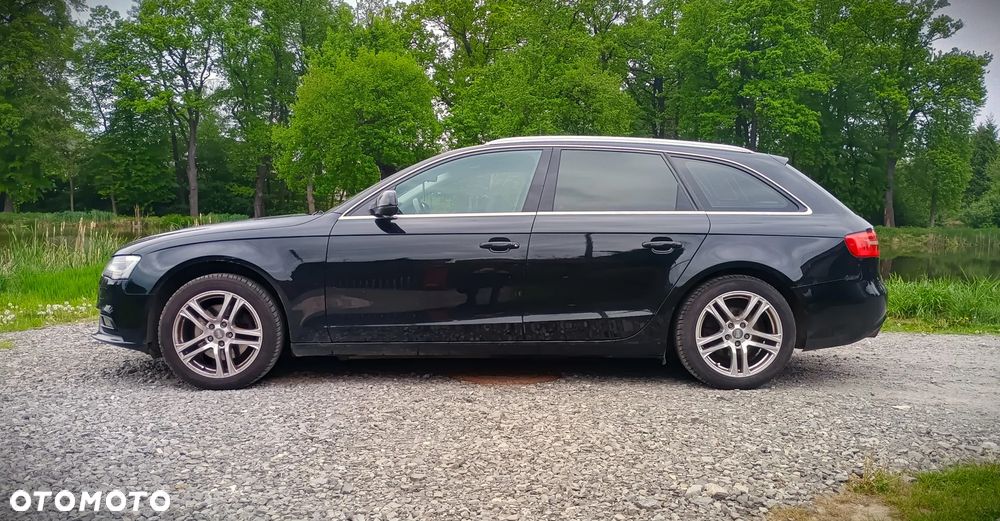 Audi A4 Avant 2.0 TDI DPF Ambiente - 4