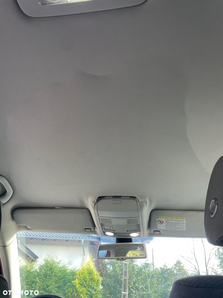 Volkswagen Passat Variant 1.9 TDI DPF BlueMotion - 13