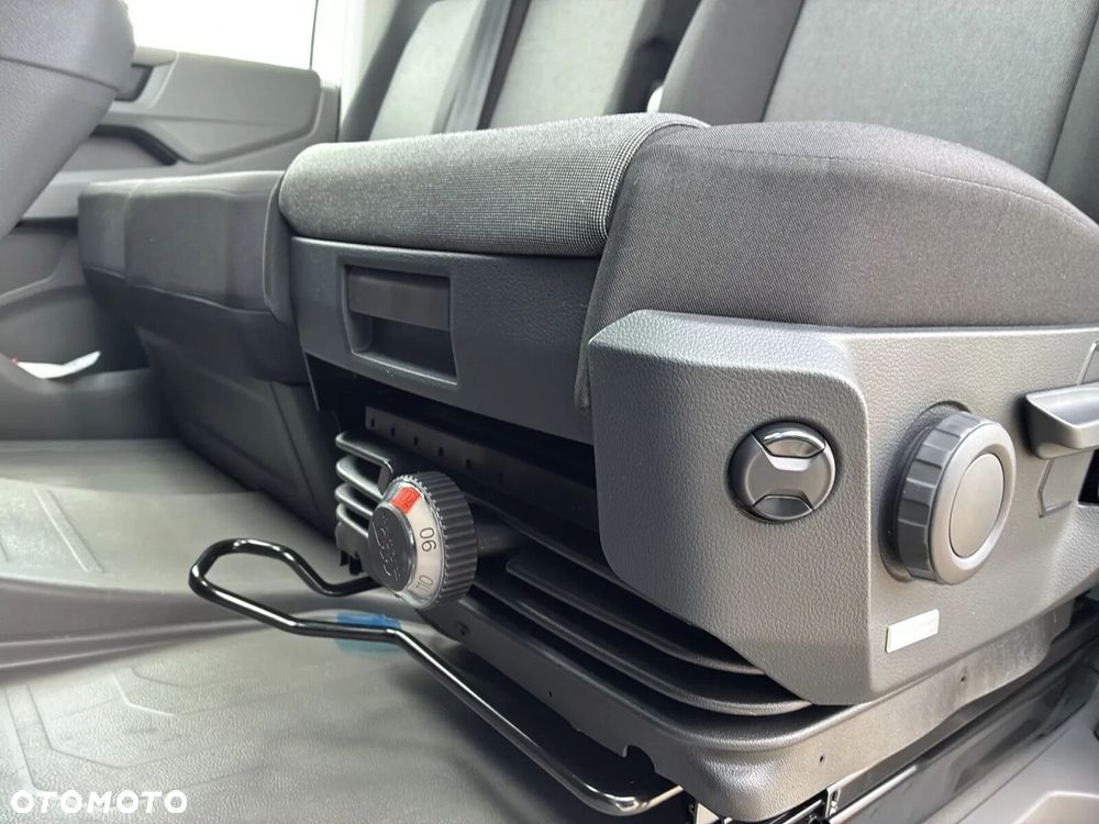 Volkswagen Crafter 35 Podwójna Kabina L4 z fabryczną skrzynią, DMC=3.5t, 2.0BiTDI 177KM, r.o. 4490mm - 22