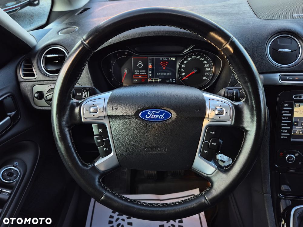 Ford S-Max 2.0 TDCi Titanium - 35