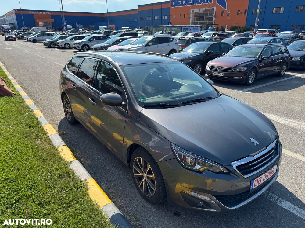 Peugeot 308 1.2 L PureTech Turbo S&S Allure - 3
