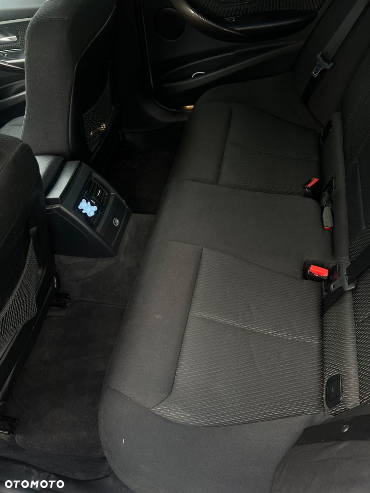 BMW Seria 3 - 13