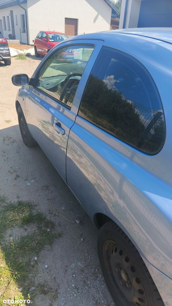 Nissan Micra - 5