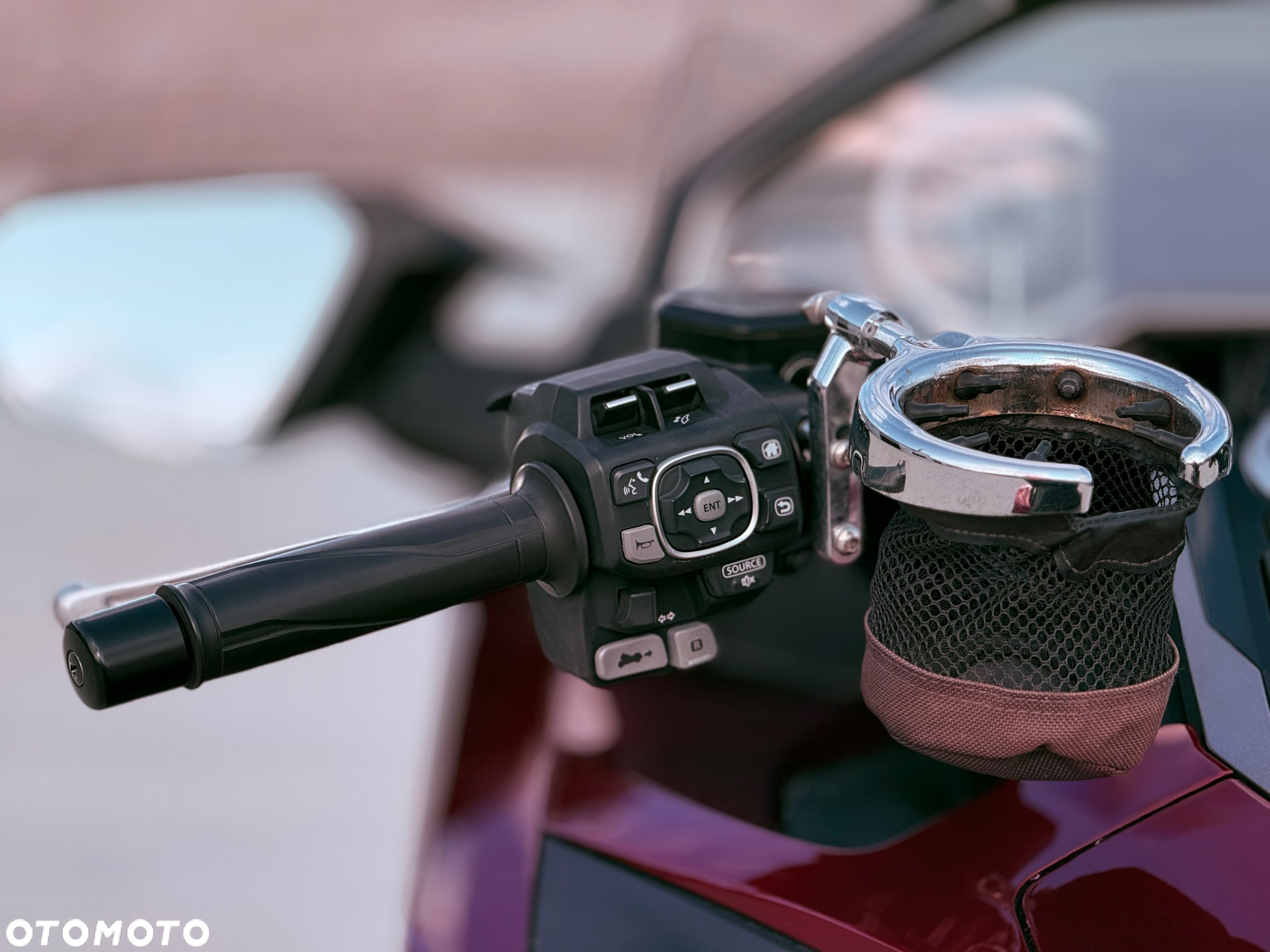 Honda GL - 24