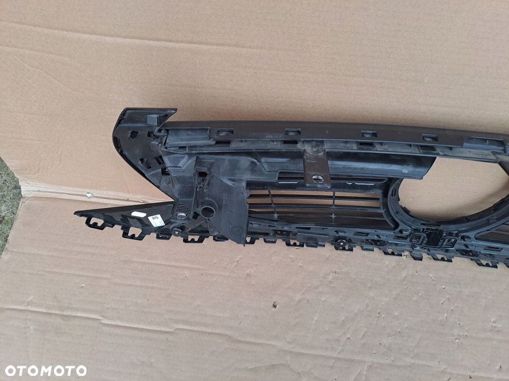 MERCEDES EQC W293 AMG ATRAPA GRILL A2938884100 UŻYWANA - 10