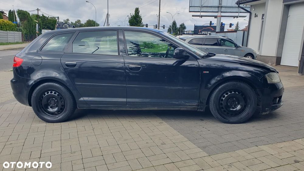 Audi A3 Sportback - 4