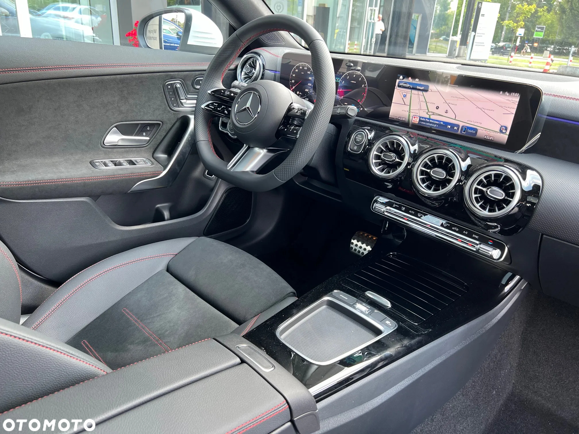 Mercedes-Benz CLA - 13