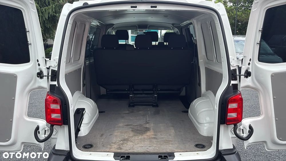 Volkswagen Transporter - 11
