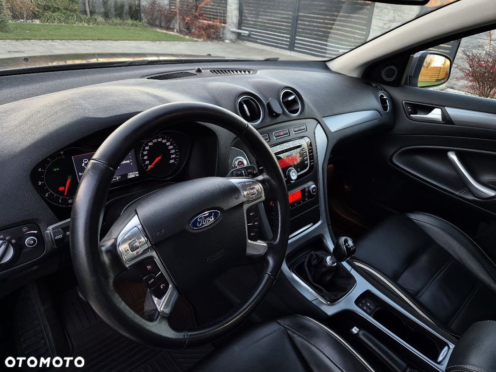 Ford Mondeo 2.0 TDCi Titanium X - 17