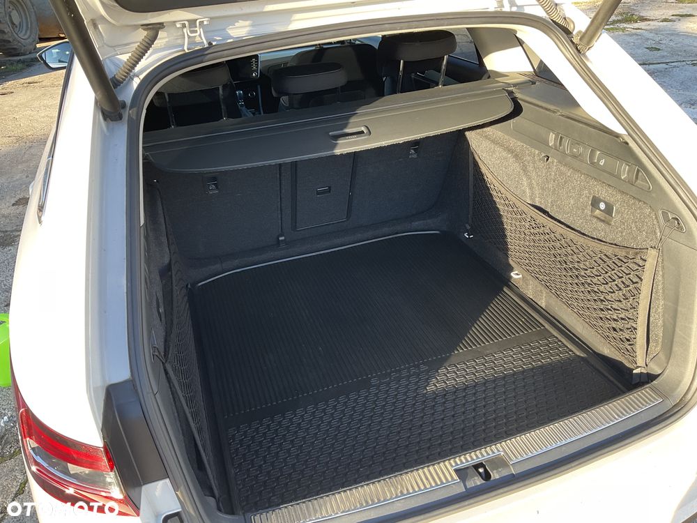 Skoda Superb 2.0 TDI Ambition DSG - 6