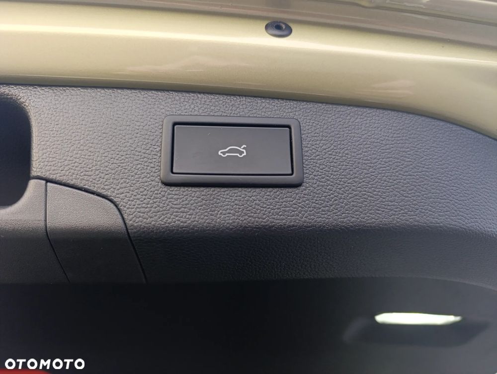 Skoda Superb 1.5 TSI mHEV Selection DSG - 28
