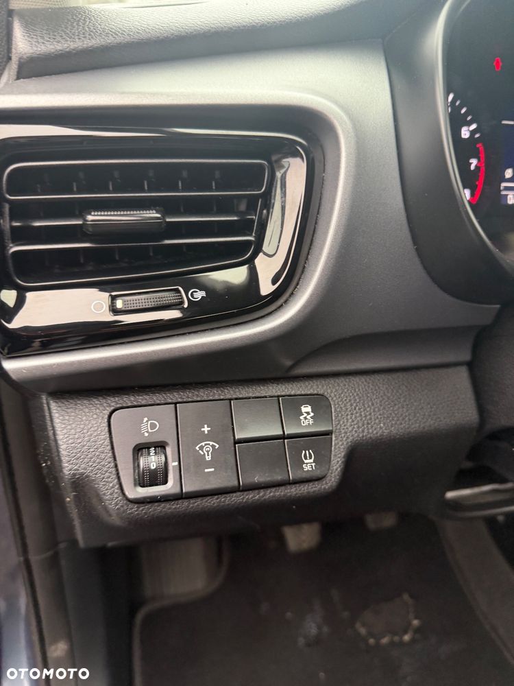 Kia Stonic 1.0 T-GDI 120 Spirit - 17