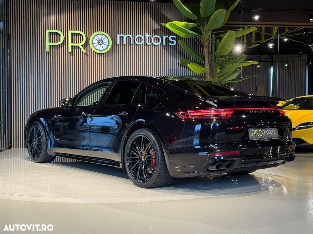 Porsche Panamera - 7
